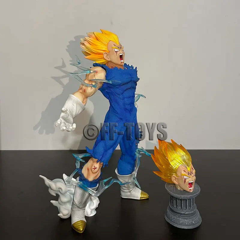 Boneco Vegeta Dragon Ball Z PVC